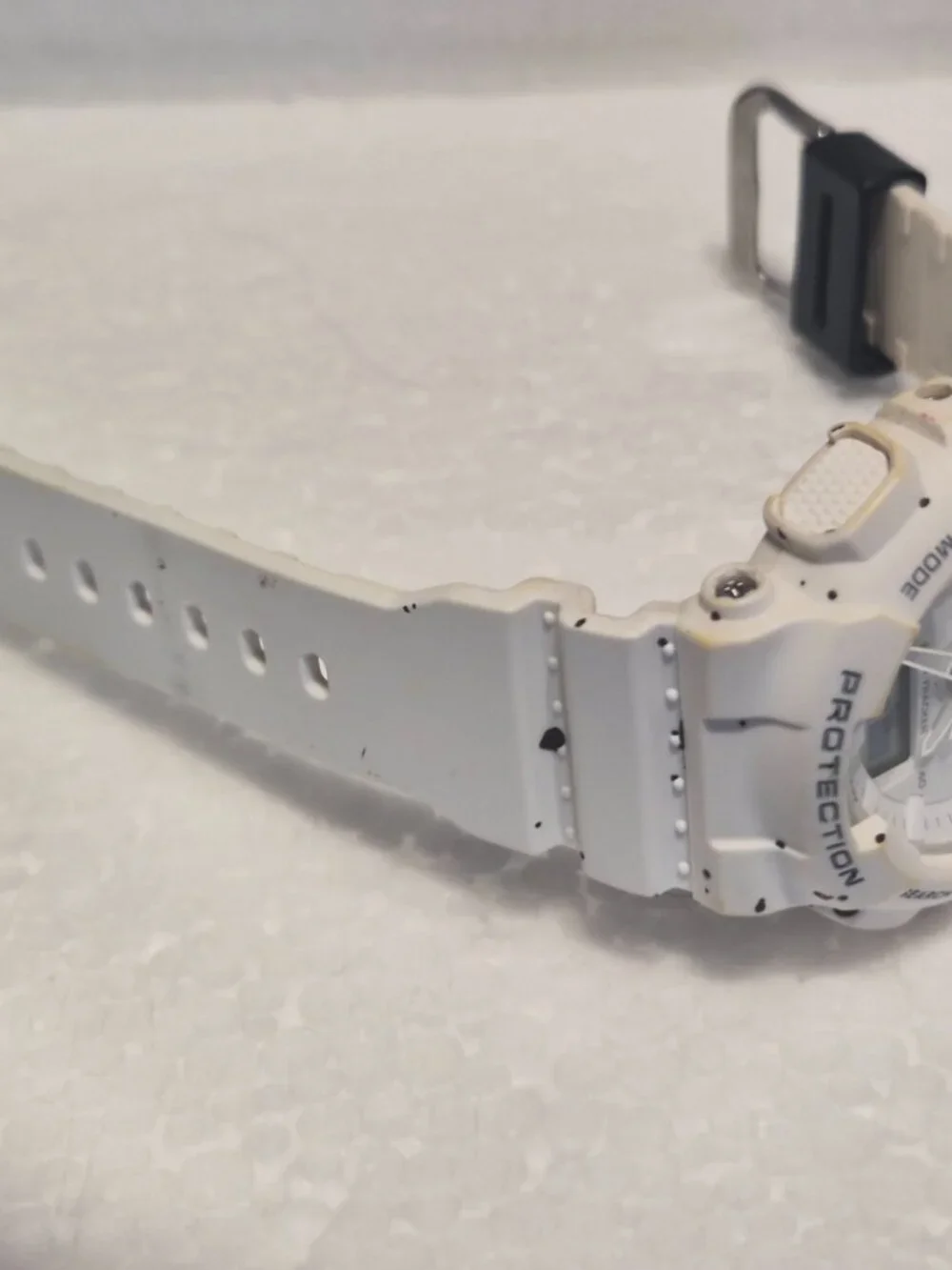 Casio G Shock Step Tracker Matte white